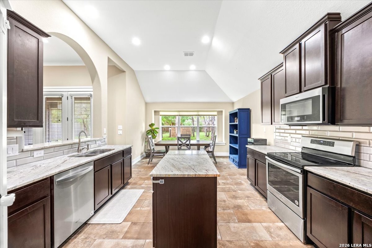 3 Memory Lane Wimberley, TX 78676 - Photo 9 of 42