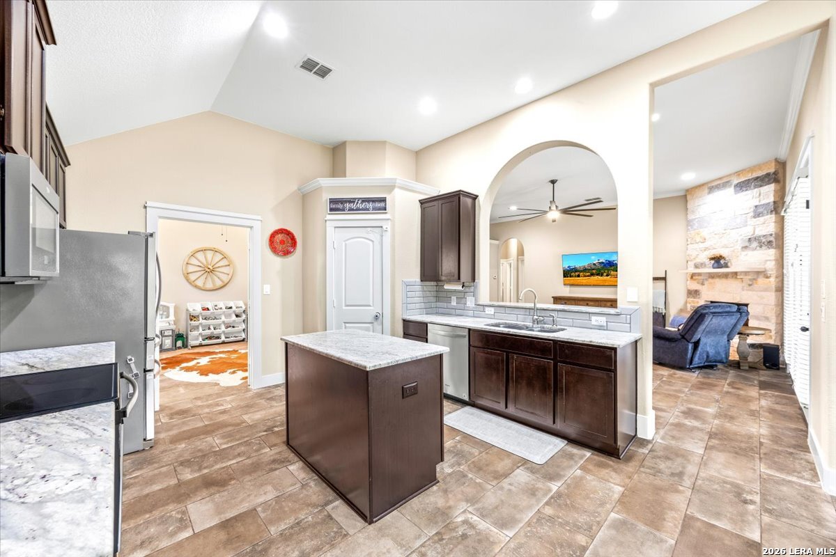 3 Memory Lane Wimberley, TX 78676 - Photo 10 of 42