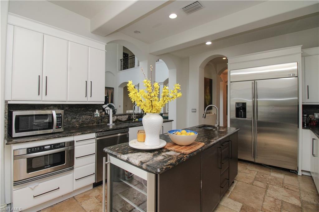 1412 Hemingway Place Naples, FL 34103 - Photo 17 of 50