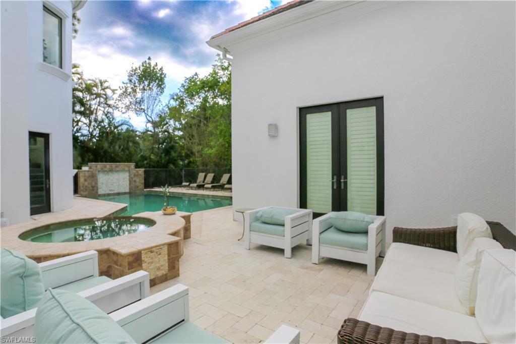 1412 Hemingway Place Naples, FL 34103 - Photo 5 of 50