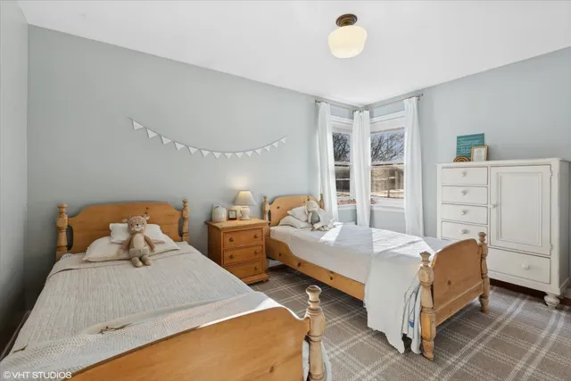 $475,000 | 204 North Emerson Street, Mount Prospect, IL 60056