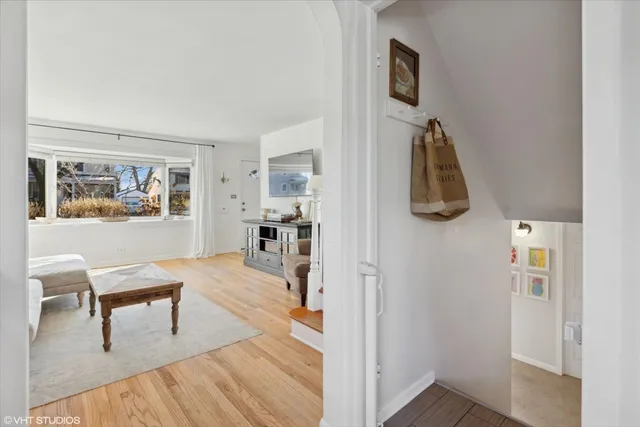 $475,000 | 204 North Emerson Street, Mount Prospect, IL 60056