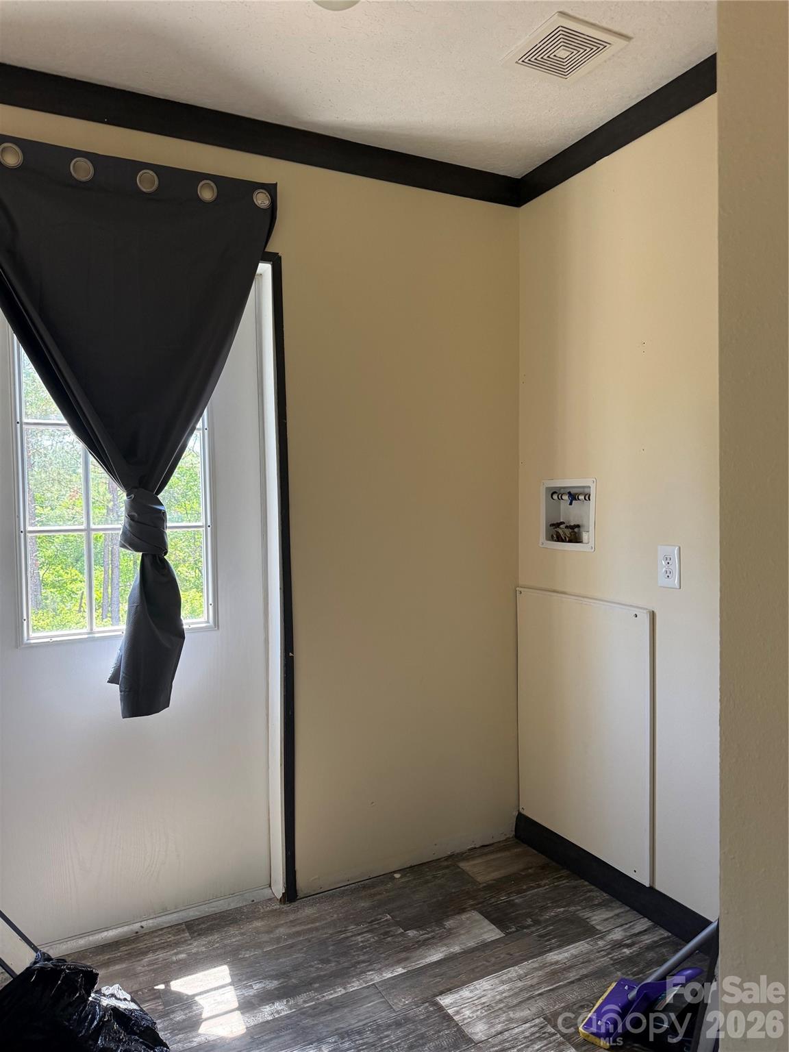 2640 Old Wire Road West Wallace, SC 29596 - Photo 14 of 18 a view of an empty room