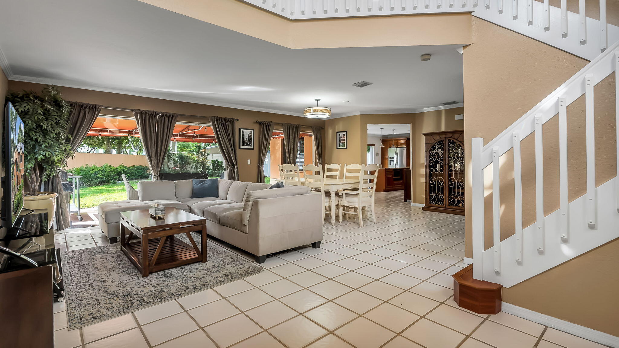 2510 Rampart Way South Hollywood, FL 33026 - Photo 3 of 33 9-web-or-mls-DSC08849