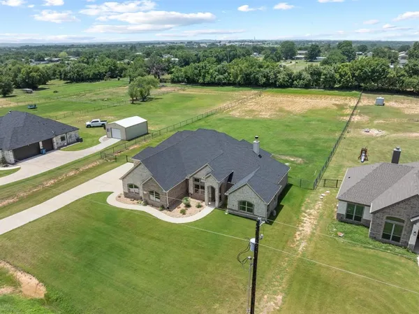 $559,900 | 1030 Alex Drive, Springtown, TX 76082