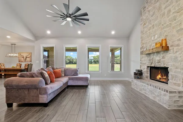 $554,500 | 1030 Alex Drive, Springtown, TX 76082