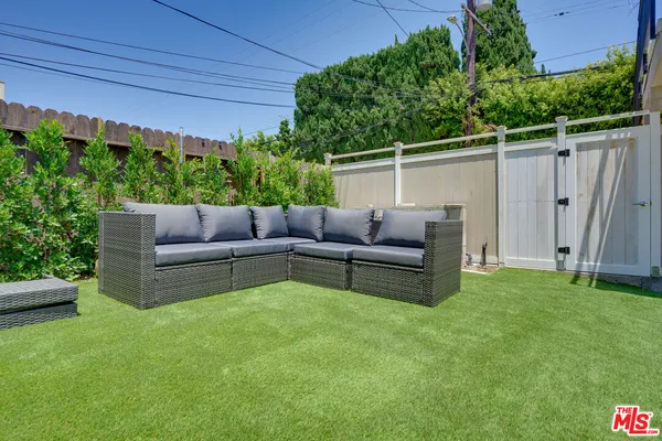 $3,995 | 234 South A S Spalding Beverly Hills, Unit A, Beverly Hills, CA 90212