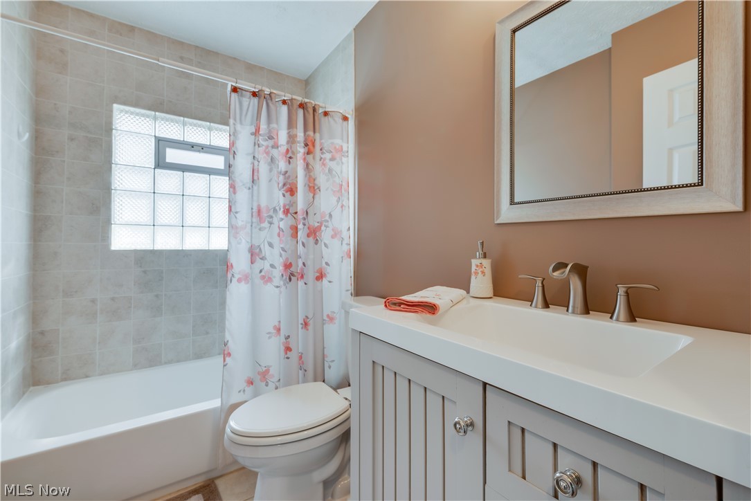 1683 Juniata Road Akron, OH 44305 - Photo 11 of 22 Gallery Image 11