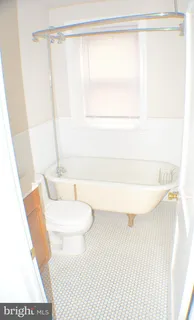 $1,375 | 531 Hansberry Street, Unit 3, Philadelphia, PA 19144