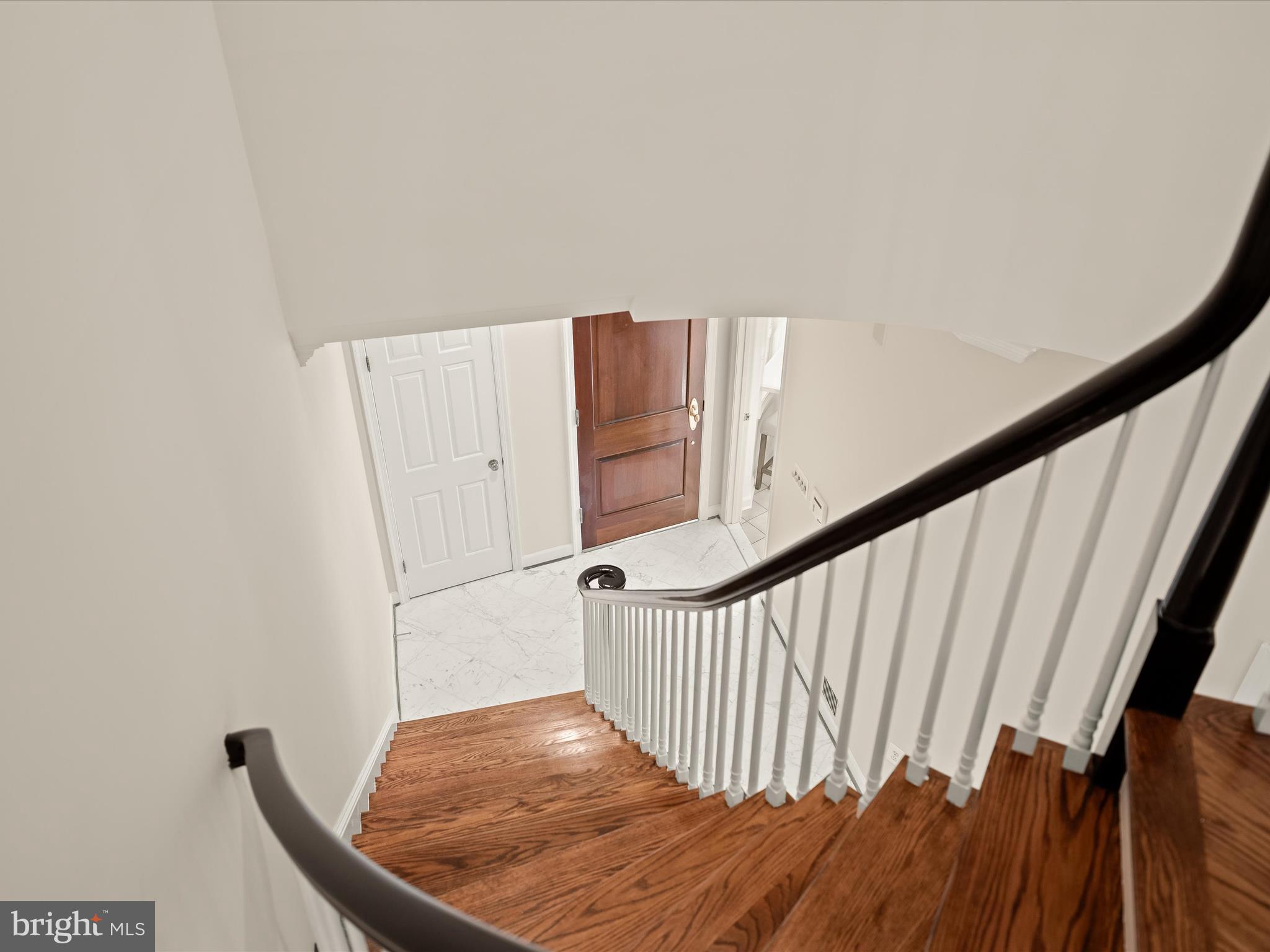 4700 Foxhall Crescent Northwest Washington, DC 20007 - Photo 16 of 46 foxhall029