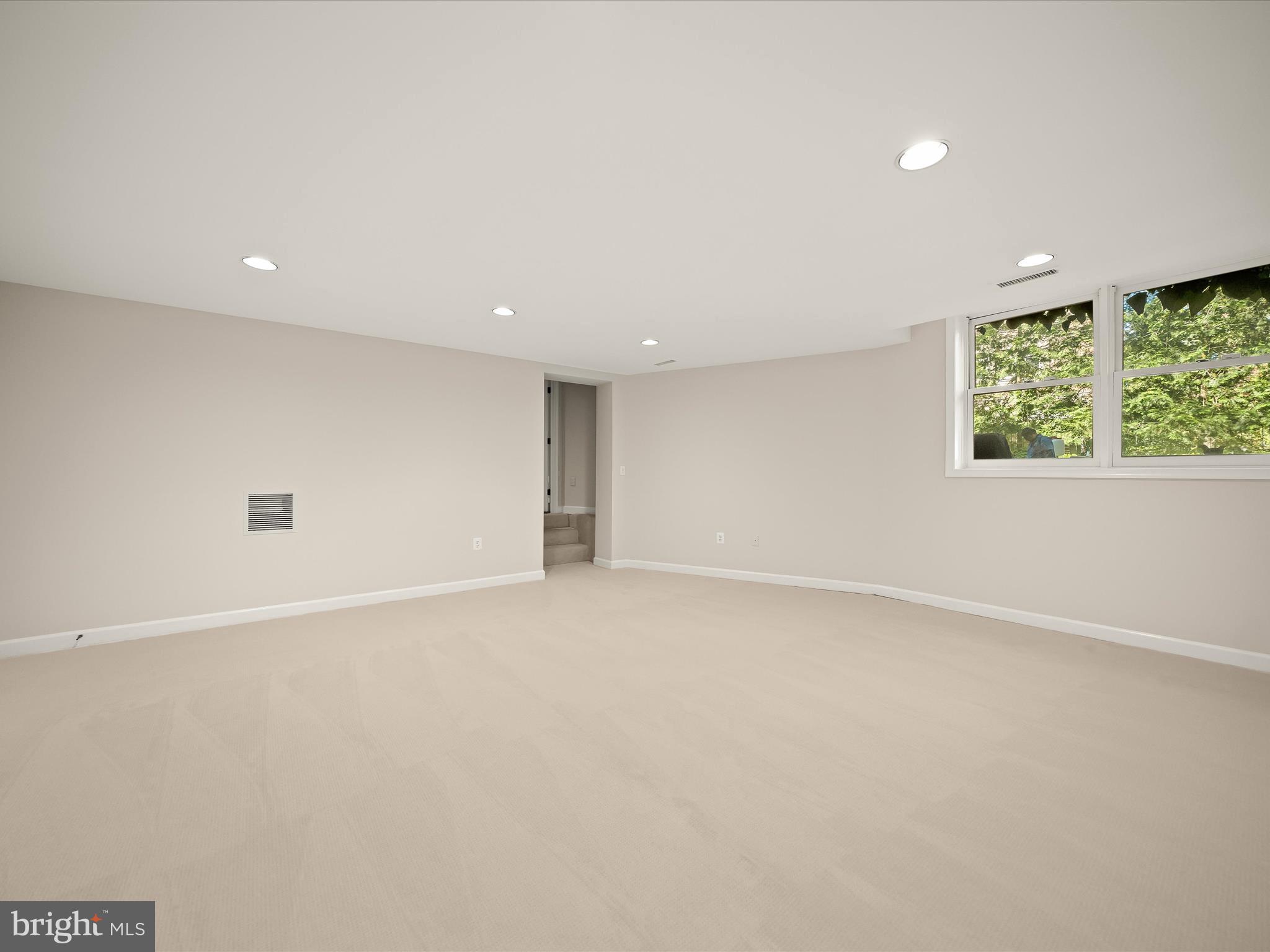 4700 Foxhall Crescent Northwest Washington, DC 20007 - Photo 34 of 46 foxhall039