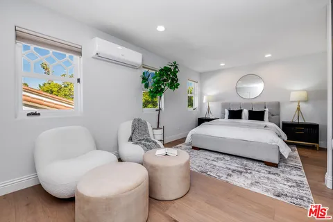 $2,925,000 | 4359 Clybourn Avenue, Toluca Lake, CA 91602