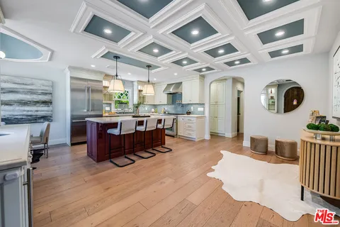 $2,925,000 | 4359 Clybourn Avenue, Toluca Lake, CA 91602