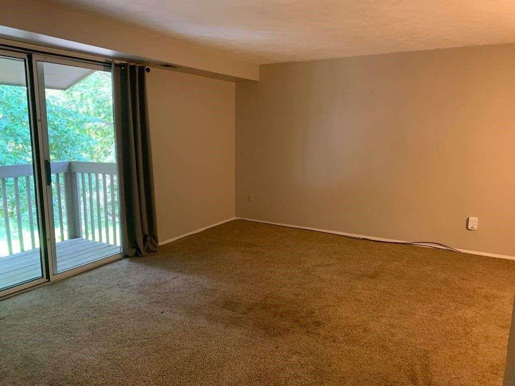 507 Hunters Path Road, Unit 4 Bridgeville, PA 15017 - Photo 3 of 7 Gallery Image 3