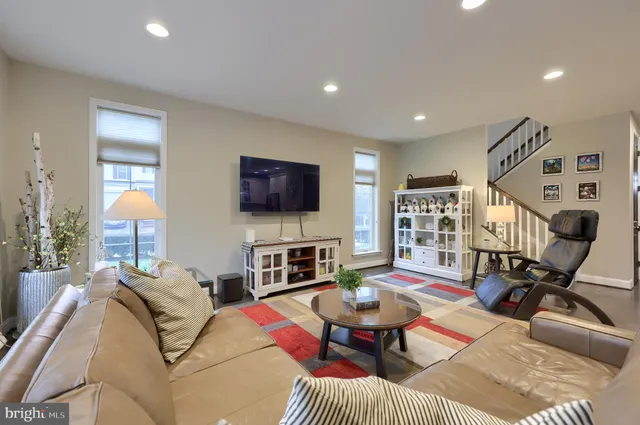 $675,000 | 1118 Edgemoor Court, Lancaster, PA 17601