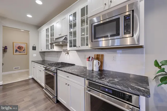 $675,000 | 1118 Edgemoor Court, Lancaster, PA 17601