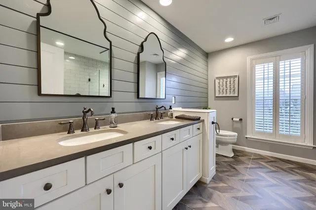 $675,000 | 1118 Edgemoor Court, Lancaster, PA 17601