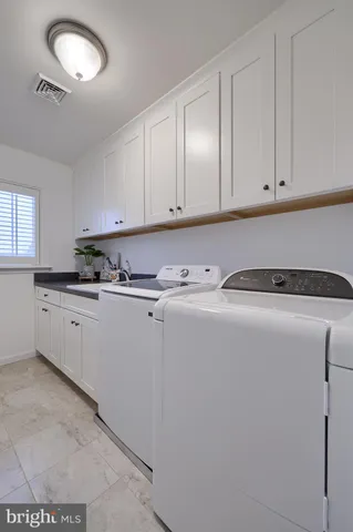 $675,000 | 1118 Edgemoor Court, Lancaster, PA 17601