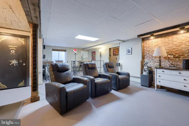 $675,000 | 1118 Edgemoor Court, Lancaster, PA 17601