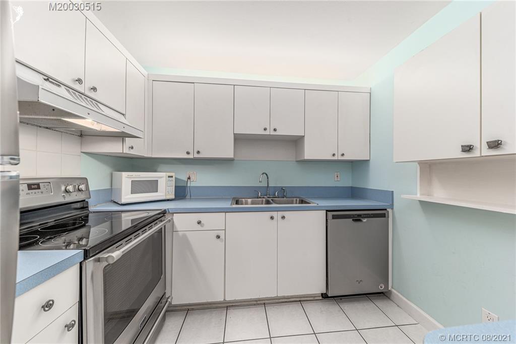 800 Northwest Fork Road, Unit 35 Stuart, FL 34994 - Photo 11 of 20 Gallery Image 11