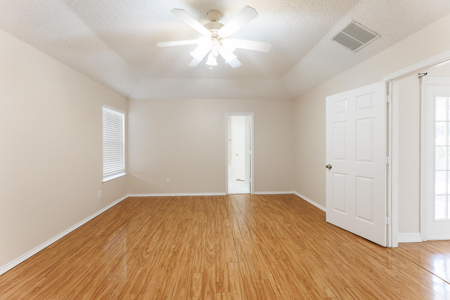6526 7th Street Lubbock, TX 79416 - Photo 36 of 67 6526 7th-34