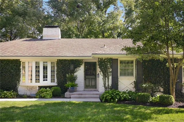 $949,000 | 9331 Ensley Lane, Leawood, KS 66206