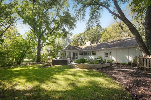 $949,000 | 9331 Ensley Lane, Leawood, KS 66206