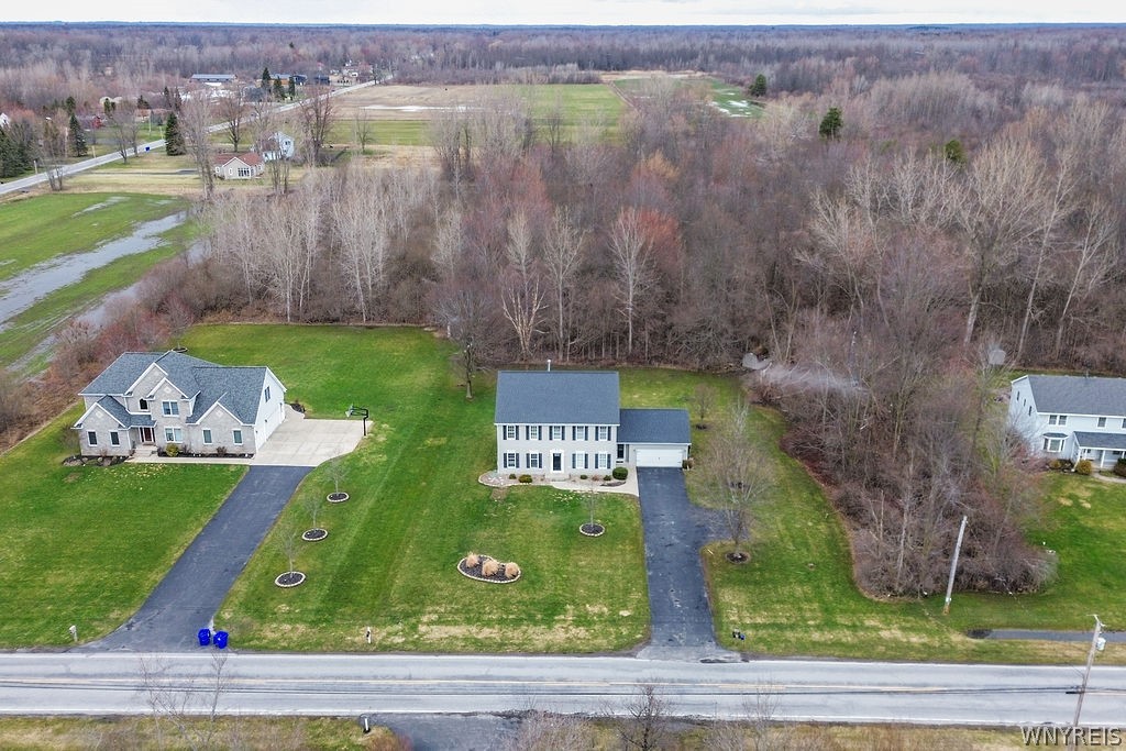 9520 Lapp Road Clarence, NY 14032 - Photo 7 of 50