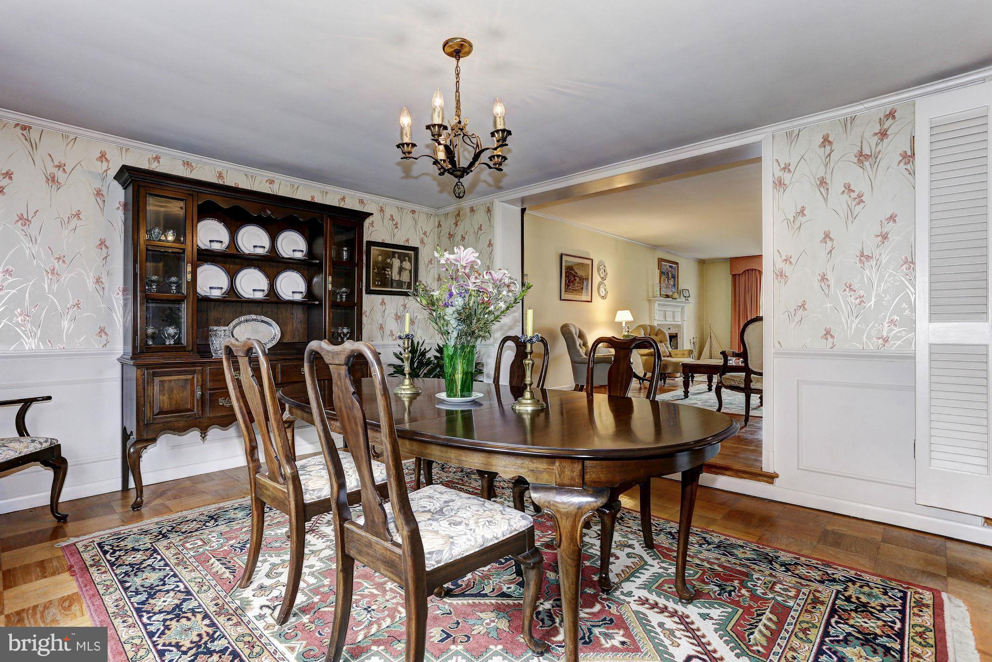 121 Croftley Road Lutherville-Timonium, MD 21093 - Photo 17 of 29 Dining Room