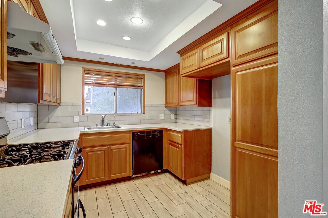 551 Linwood Avenue, Unit D Monrovia, CA 91016 - Photo 18 of 56