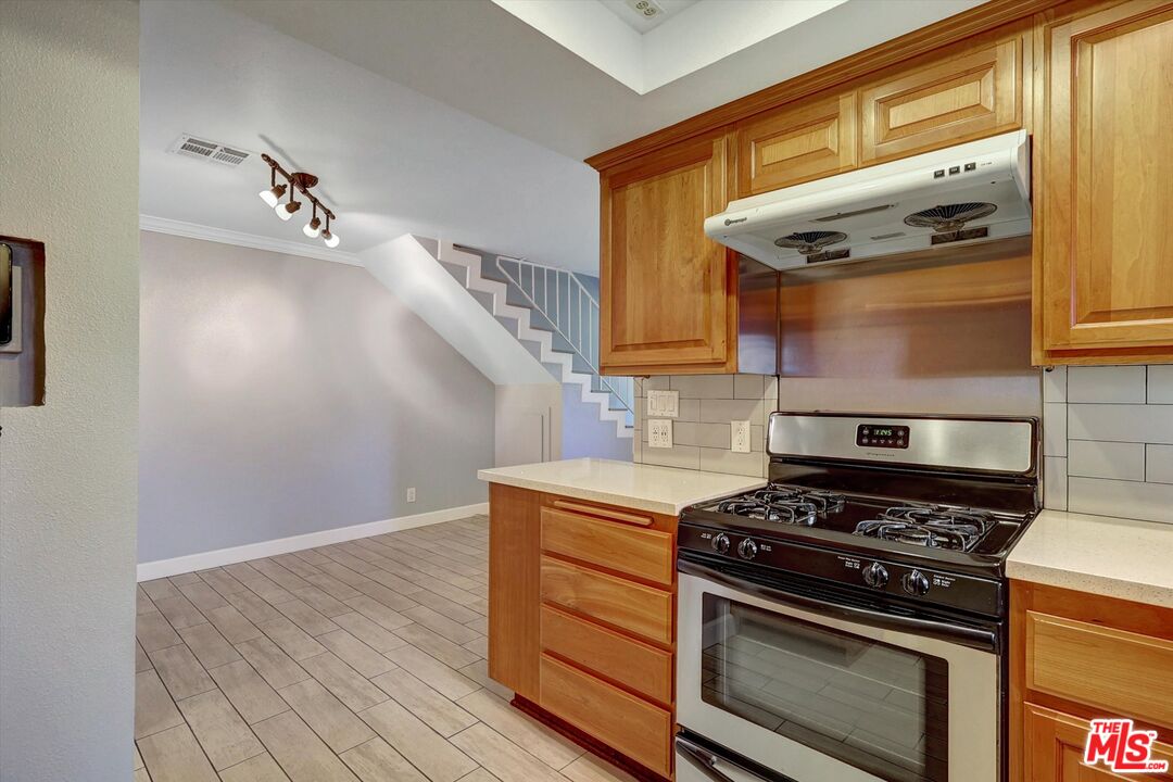 551 Linwood Avenue, Unit D Monrovia, CA 91016 - Photo 19 of 56