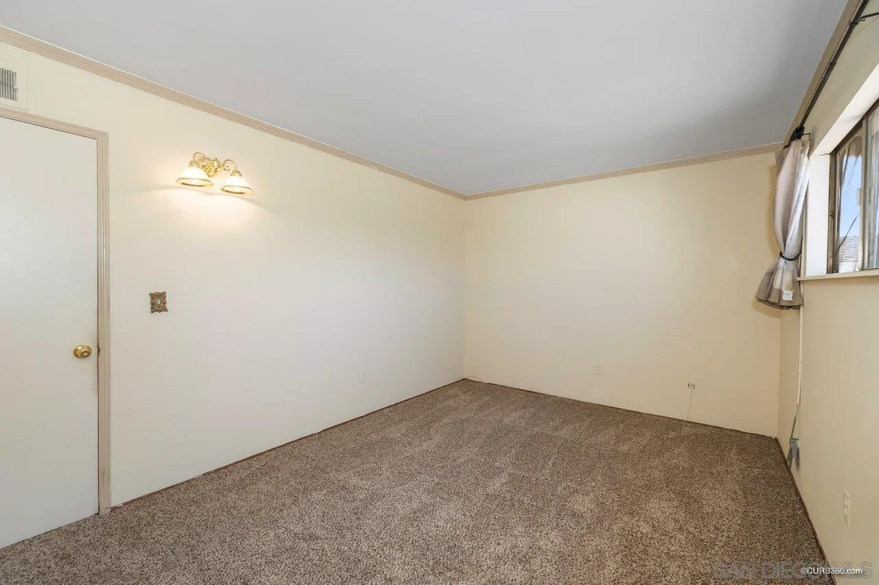 4112 Lewis Street Oceanside, CA 92056 - Photo 23 of 36 an empty room with windows