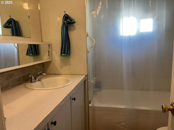 $57,900 | 16901 Southeast Division Street, Unit 68, Portland, OR 97236