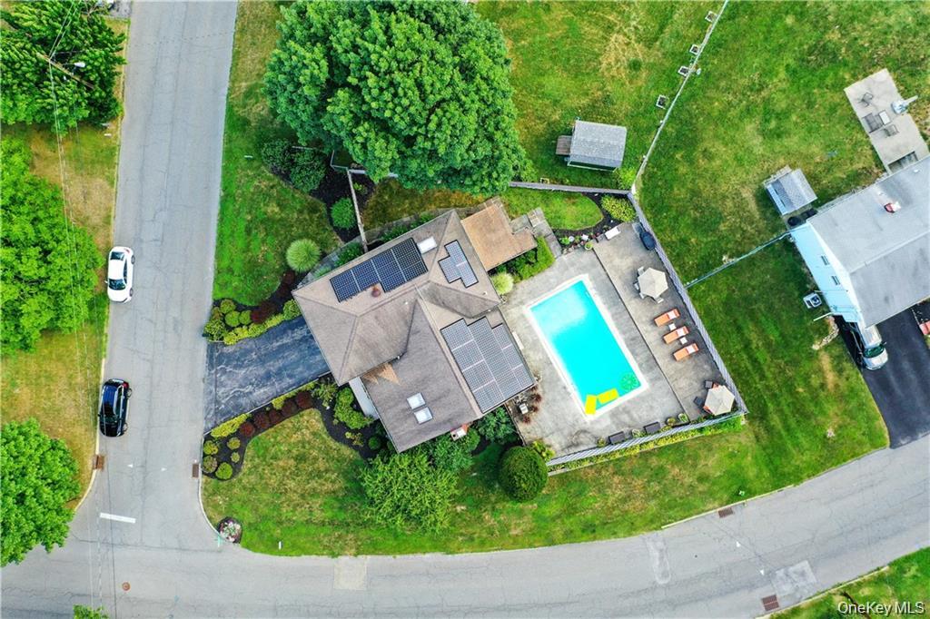 2 Split Tree Drive New Windsor, NY 12553 - Photo 35 of 36 Aerial view of a pool