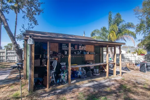 $450,000 | 230 Planter Road, Spring Hill, FL 34606