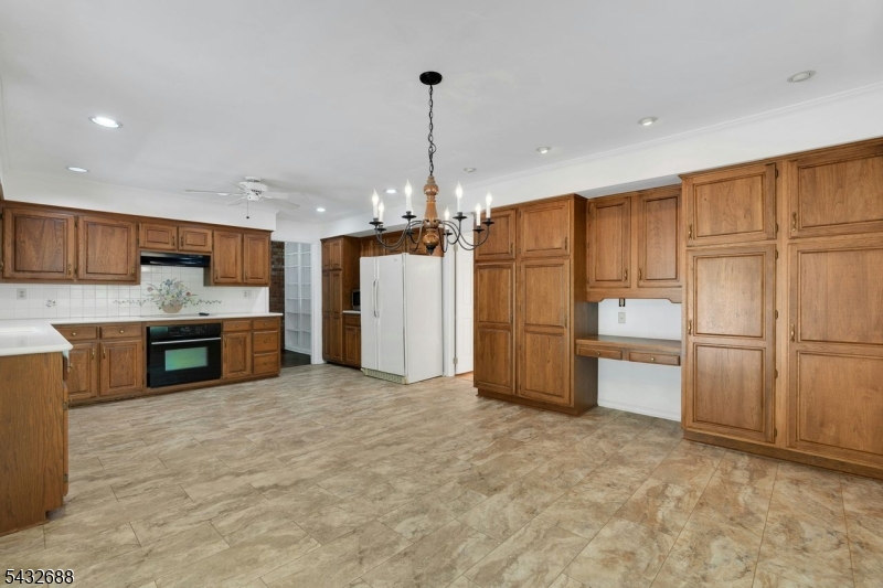 35 Manor Drive Bernards, NJ 07920 - Photo 17 of 46