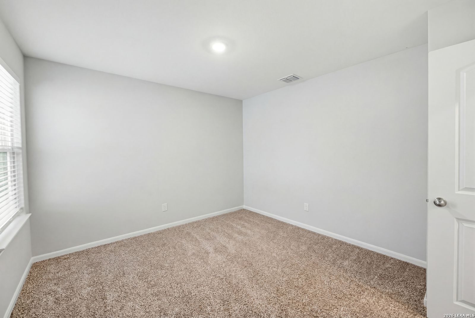9123 Bennett Forest Converse, TX 78109 - Photo 17 of 19 a view of room