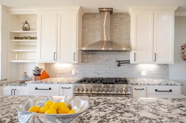 $824,950 | 5808 County Road 7620, Lubbock, TX 79424