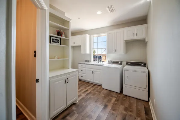 $824,950 | 5808 County Road 7620, Lubbock, TX 79424