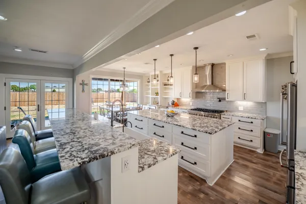 $824,950 | 5808 County Road 7620, Lubbock, TX 79424