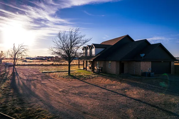 $824,950 | 5808 County Road 7620, Lubbock, TX 79424