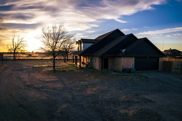 $824,950 | 5808 County Road 7620, Lubbock, TX 79424