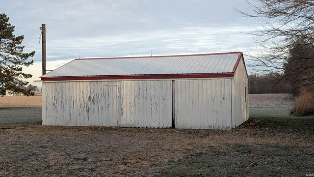 $250,000 | 110 East Hamilton Road, Fort Wayne, IN 46819