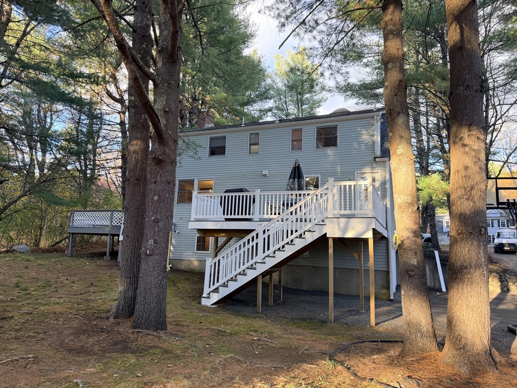 18 Boxford Road Topsfield, MA 01983 - Photo 4 of 37 not sure