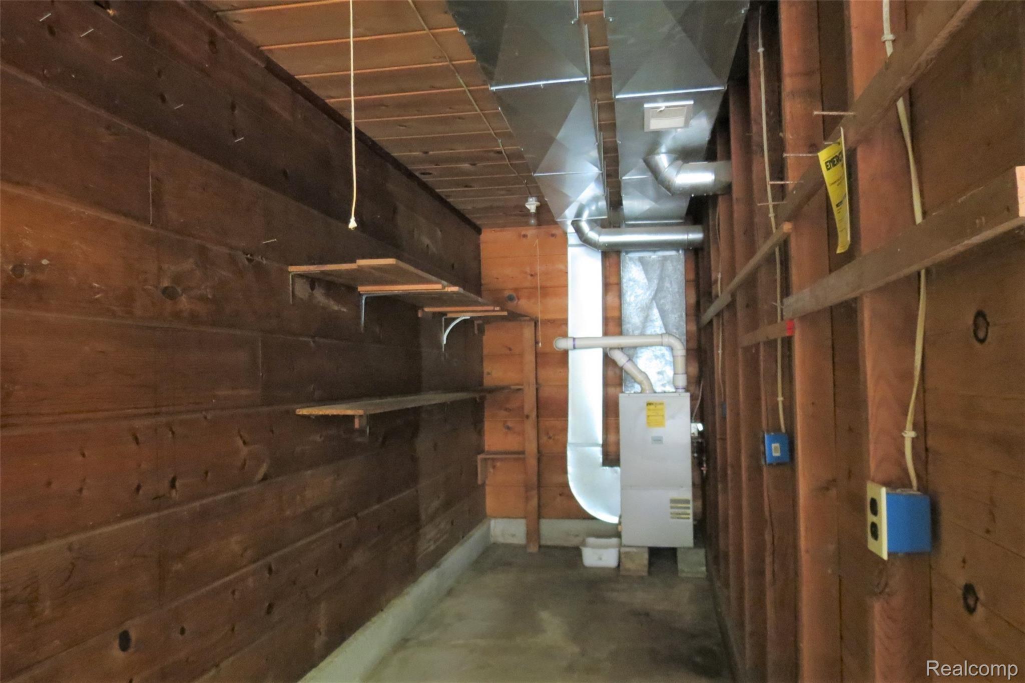 2283 East Dayton Road Caro, MI 48723 - Photo 24 of 30 heating unit in shed