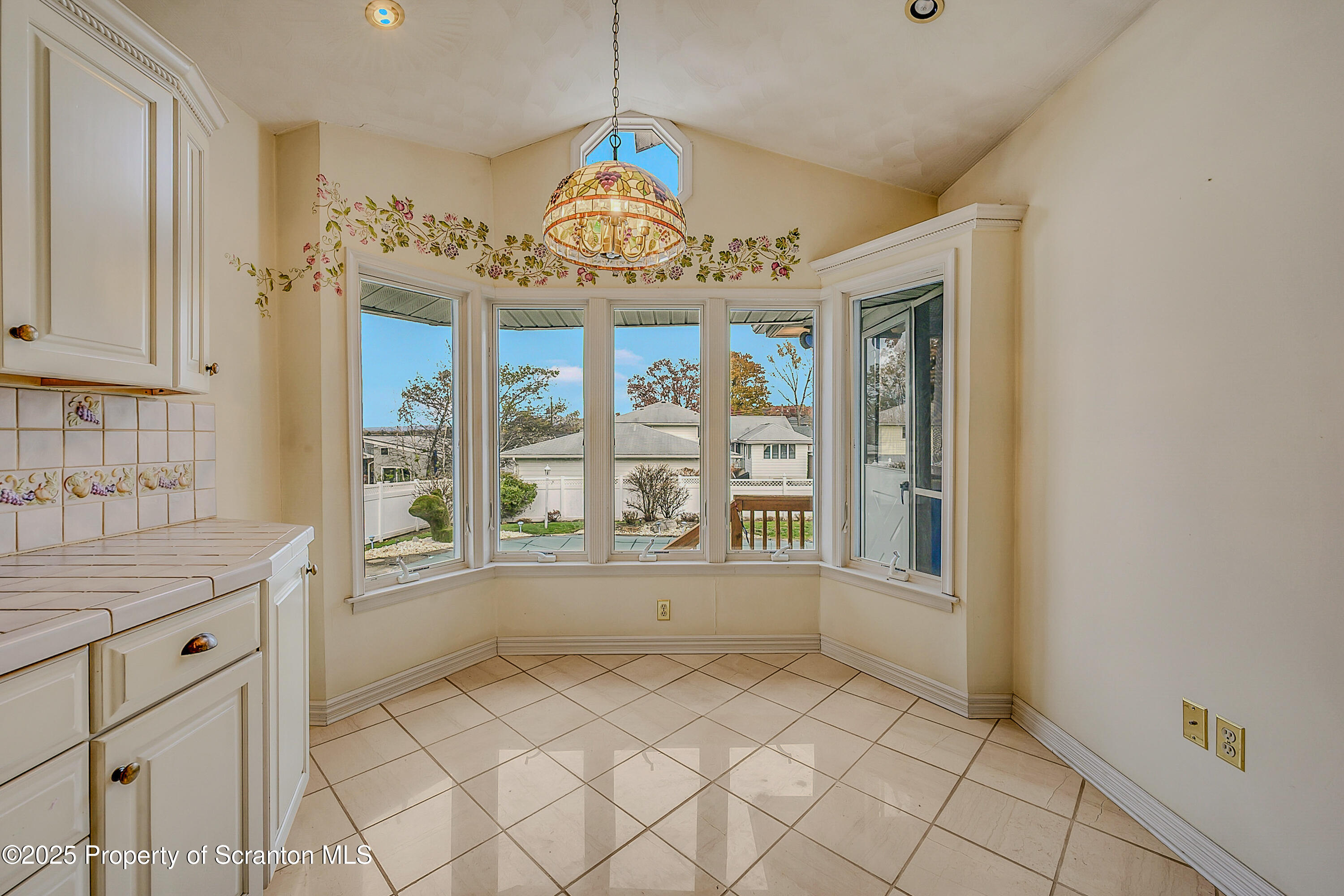 807 Marion Lane Moosic, PA 18507 - Photo 12 of 42