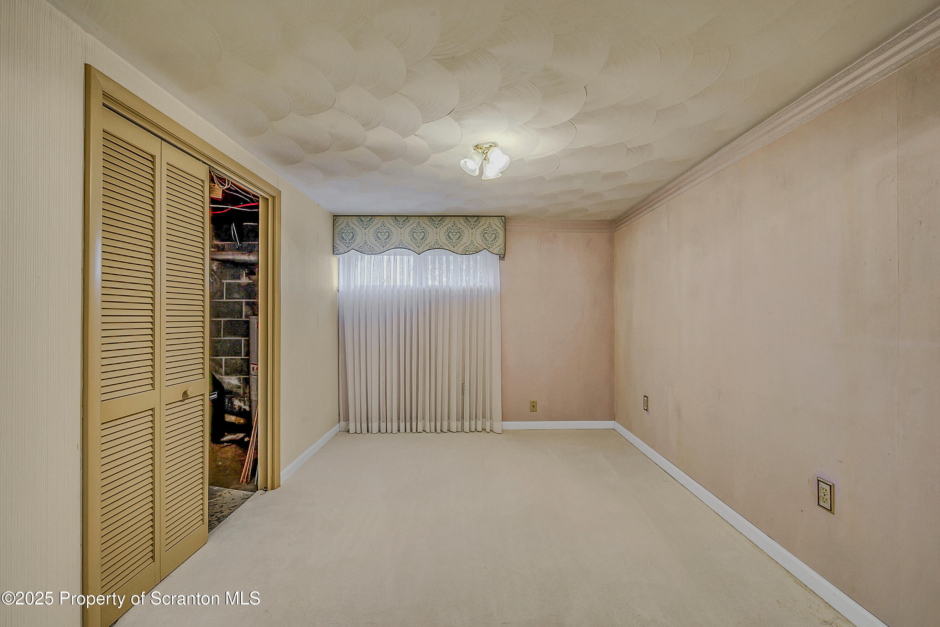 807 Marion Lane Moosic, PA 18507 - Photo 36 of 42 a view of an empty room