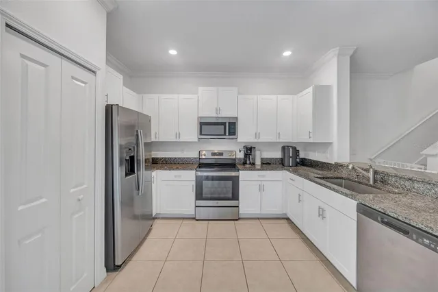 a view of a livingroom with furniture