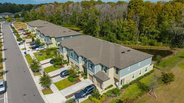 a view of an outdoor space