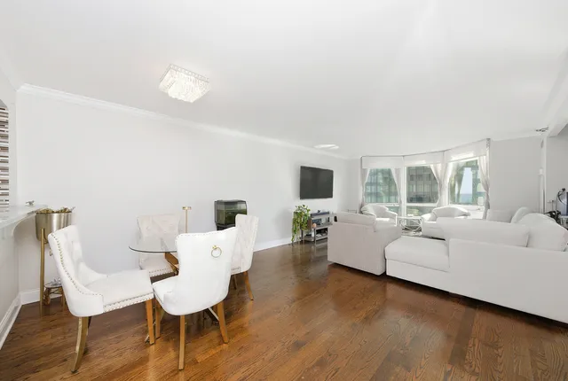 $3,500 | 195 North Harbor Drive, Unit 1006, Chicago, IL 60601